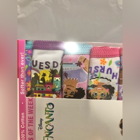 14pk Disney’s Encanto 100% cotton 7 days of the week little girl’s briefs size 4 - Picture 2 of 6